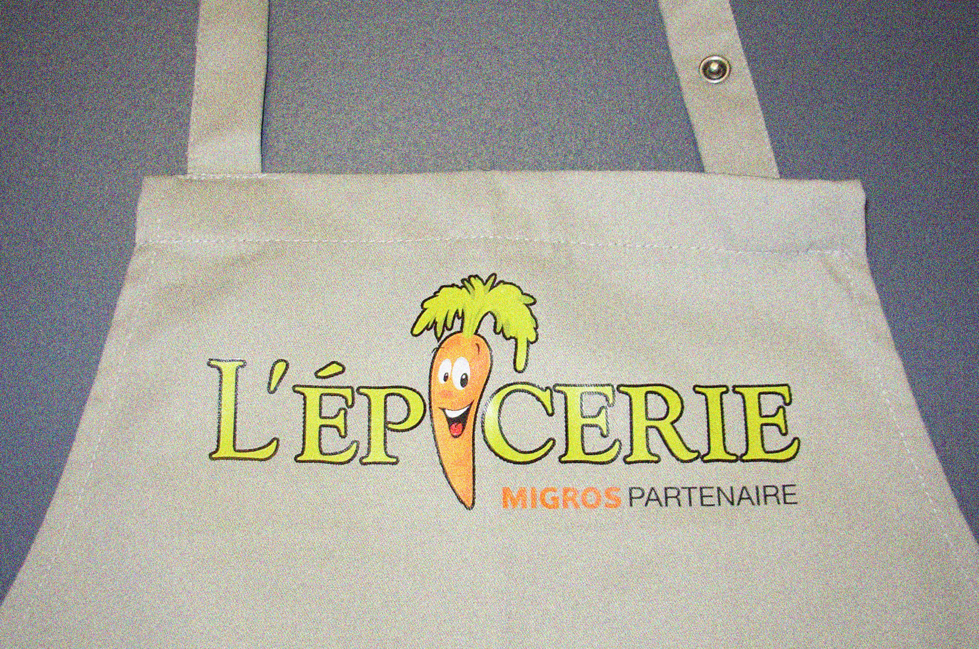impression textile, sérigraphie, Logopub sari, société Logopub sari, entreprise de marquage publicitaire, entreprise de sérigraphie, publicité, logo, design